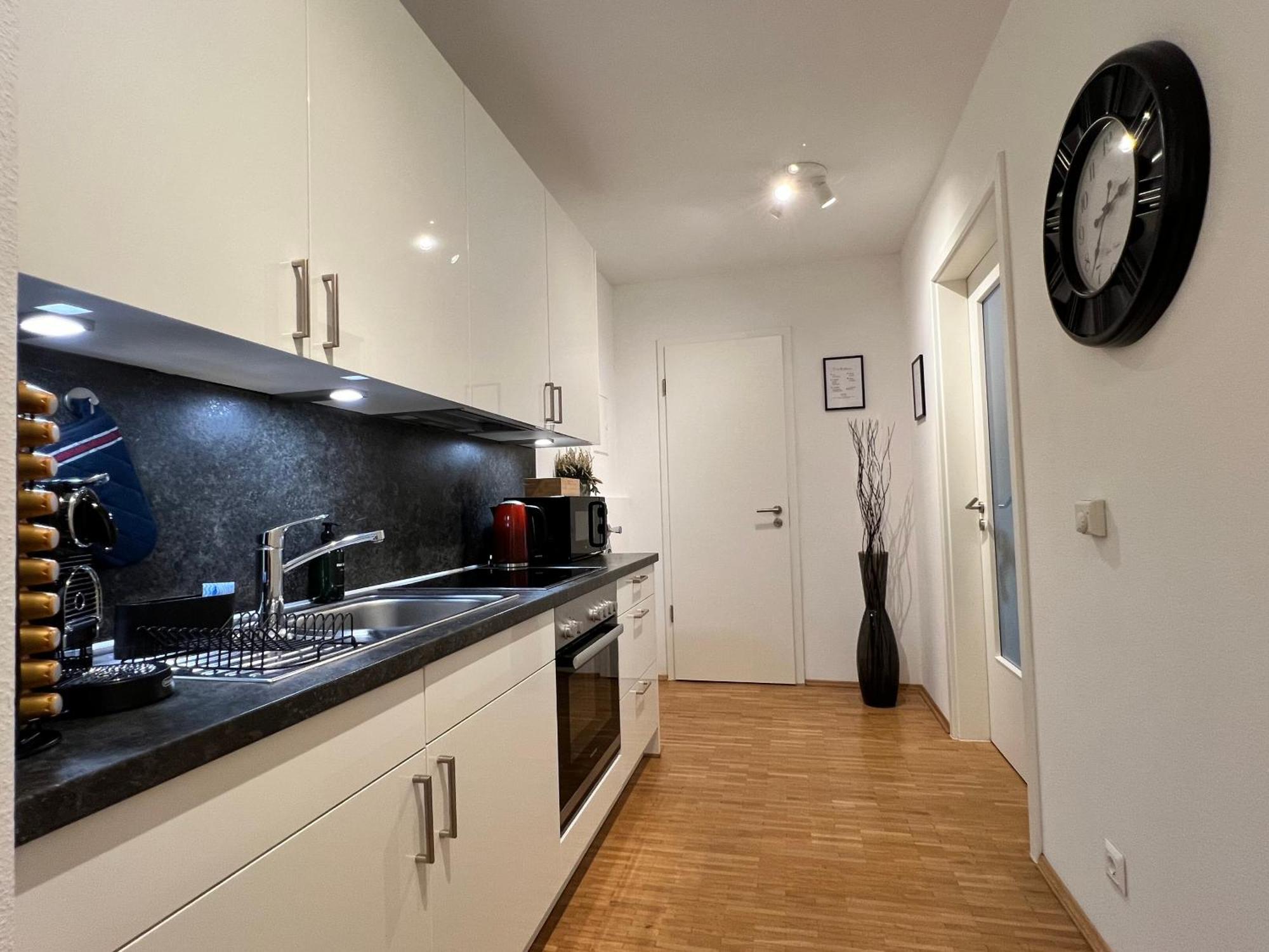 Moderne Wohnung Naehe Hbf-Lift-Tiefgarage-Contactless Check-In Hanover Exterior photo